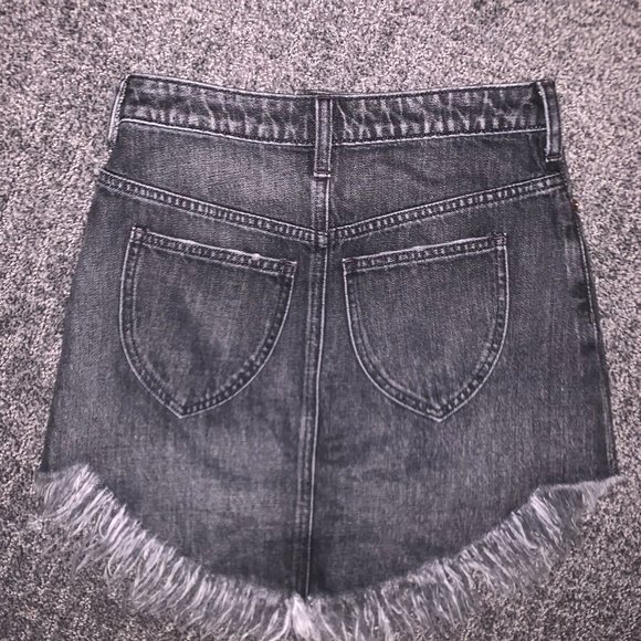 We the free black frayed mini skirt/ size 24 - Picture 1 of 2